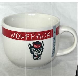 New NC State Wolfpack Mug Coffee Cup Magnolia Lane NCAA Licensed Collegiate 16oz
